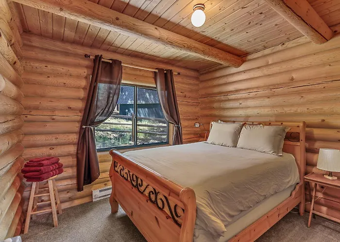 Holiday home Kachina Tree House *